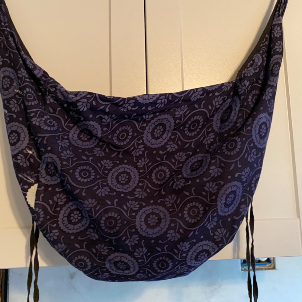 YOGA CLOTH CROSSBODY BAG - Picture 14 of 16